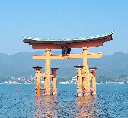 厳島神社 | スタッフブログ